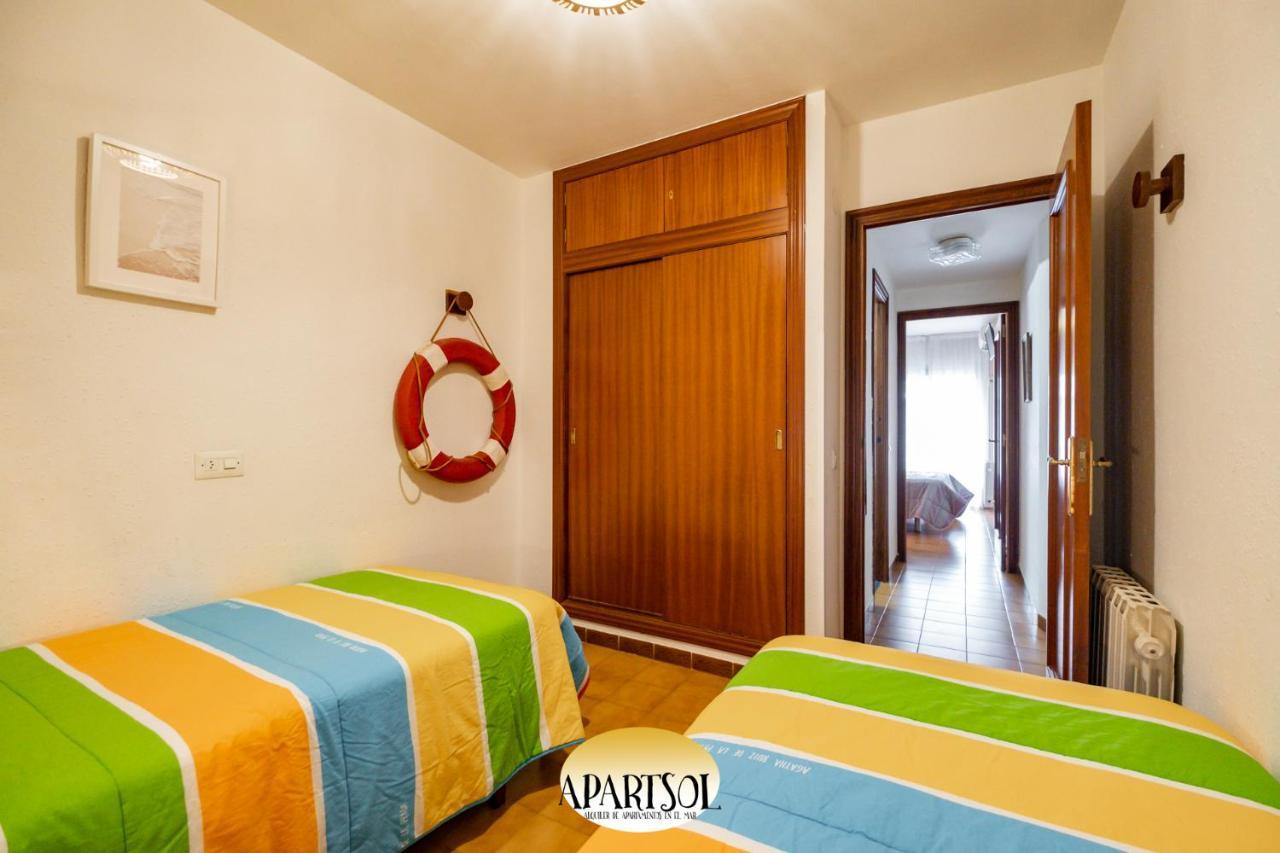 Apartamentos Marina Sol De Espana กัมบริลส์ ภายนอก รูปภาพ