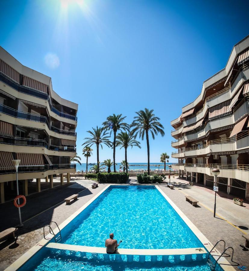 Apartamentos Marina Sol De Espana กัมบริลส์ ภายนอก รูปภาพ