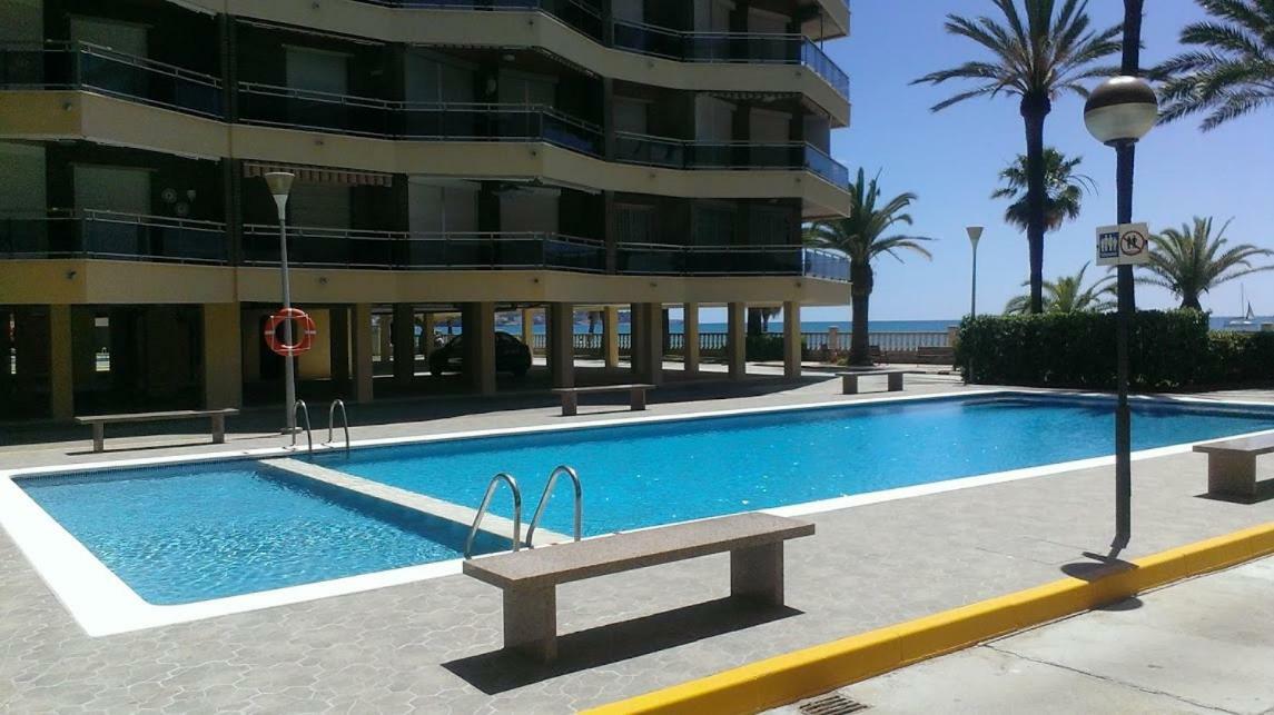 Apartamentos Marina Sol De Espana กัมบริลส์ ภายนอก รูปภาพ