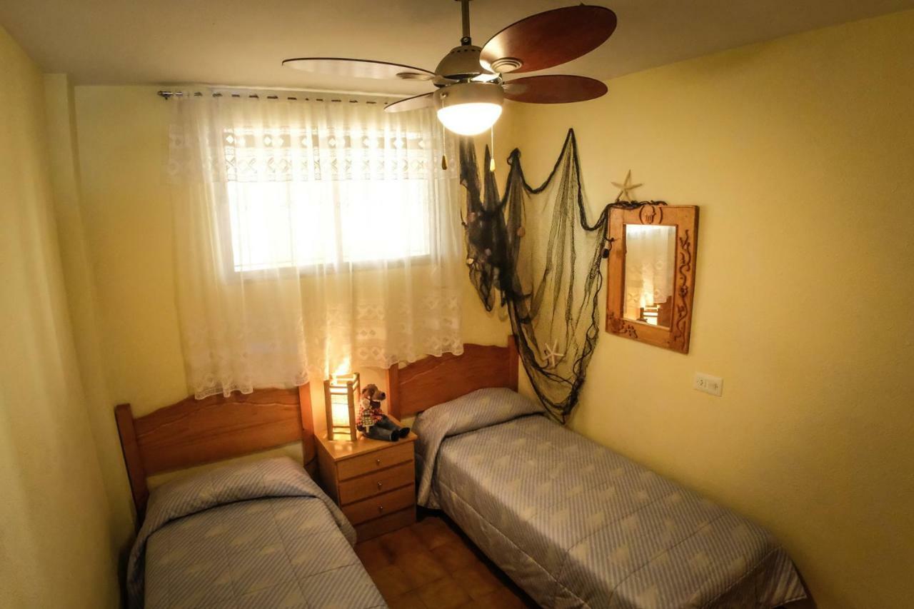 Apartamentos Marina Sol De Espana กัมบริลส์ ภายนอก รูปภาพ