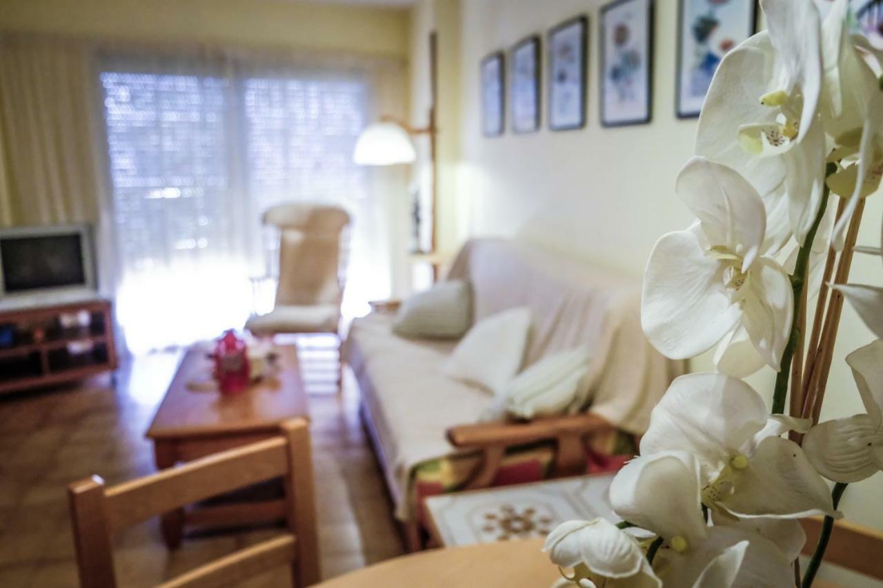 Apartamentos Marina Sol De Espana กัมบริลส์ ภายนอก รูปภาพ