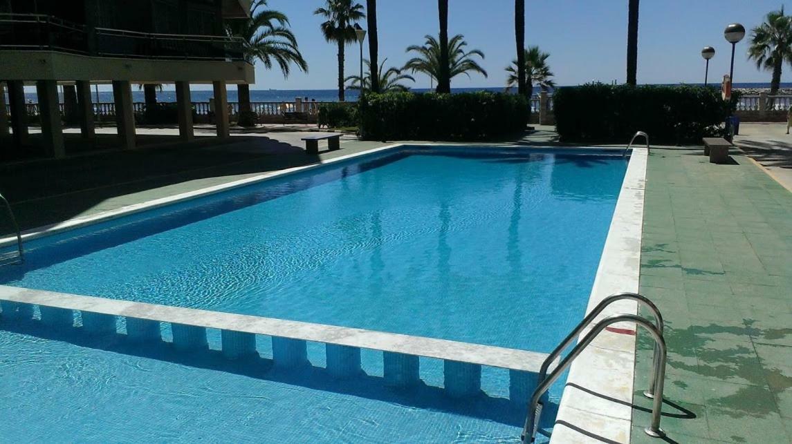 Apartamentos Marina Sol De Espana กัมบริลส์ ภายนอก รูปภาพ